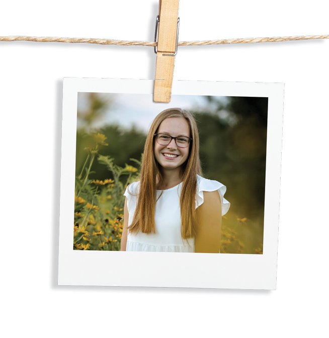 image of rachel mandt smiling